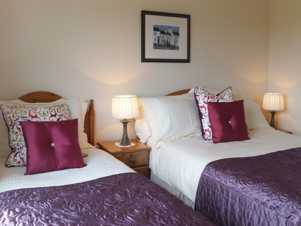 Rush Lake House Bed & Breakfast คลิฟเดน ห้อง รูปภาพ